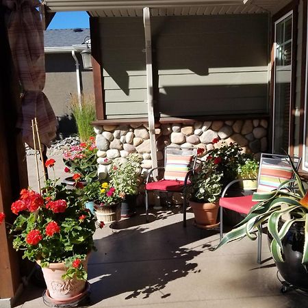 A Taste Of Mexico In The Heart Of Wine Country. Apartment Peachland Luaran gambar