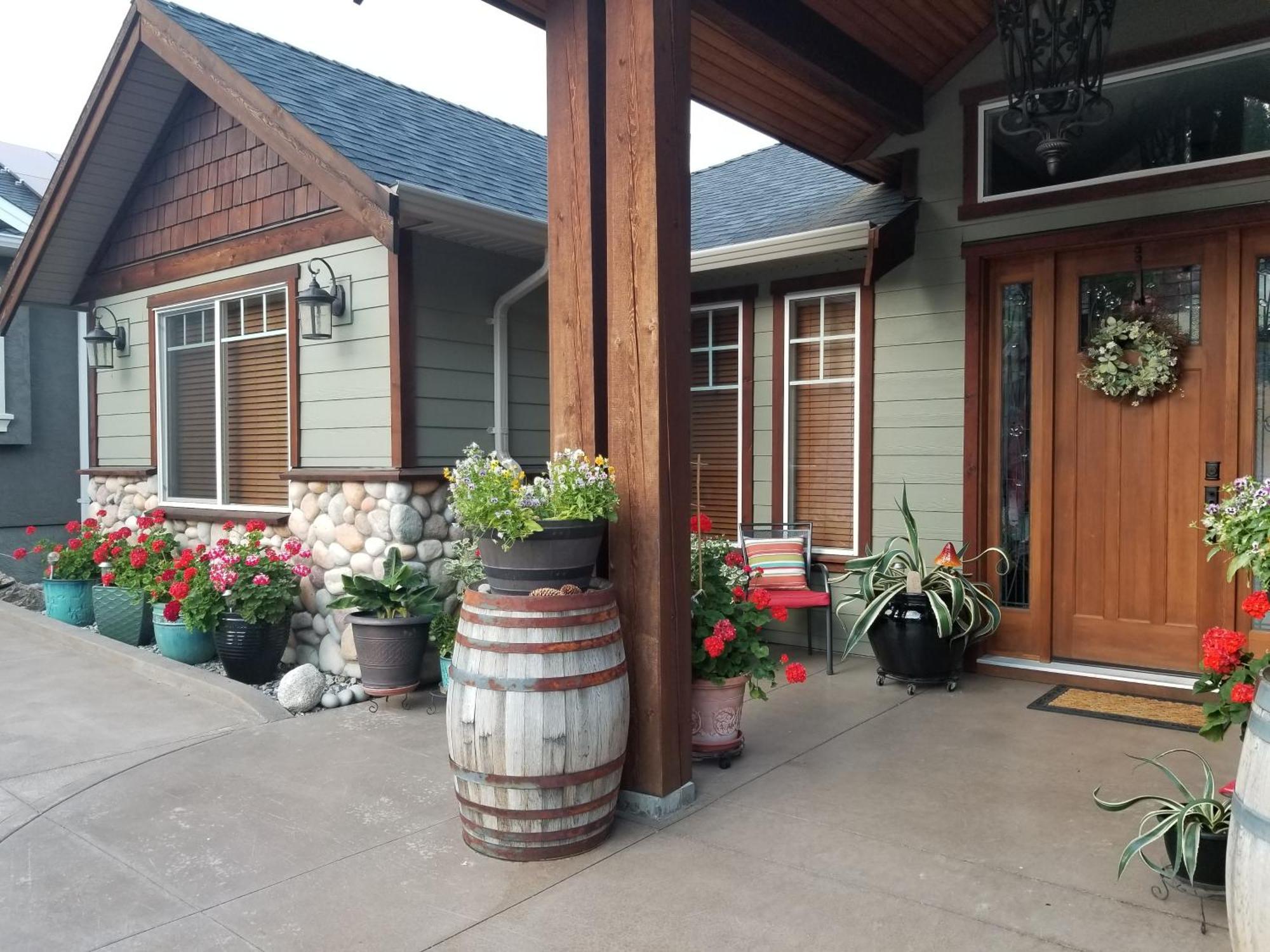 A Taste Of Mexico In The Heart Of Wine Country. Apartment Peachland Luaran gambar